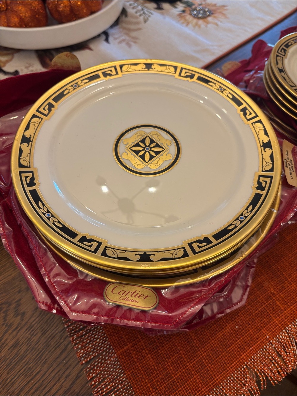 White and Gold Decorative Dinner Plate